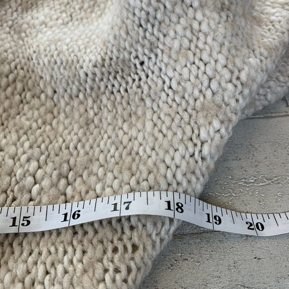 Aerie Sweater Cardigan Women's Ivory acrylic, wool, alpaca blend size Medium - Picture 6 of 7